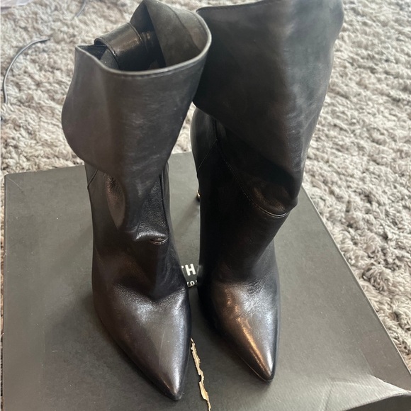 NEW KENNETH COLE NEW YORK LEATHER HEEL BOOTS - Picture 5 of 6